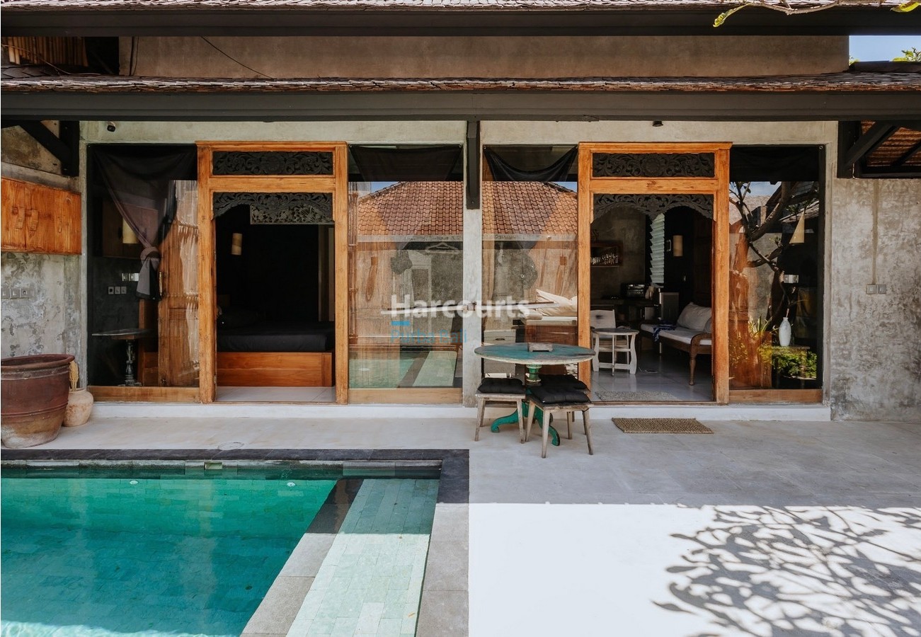 Modern 1 Bedroom Villa Studio in Berawa