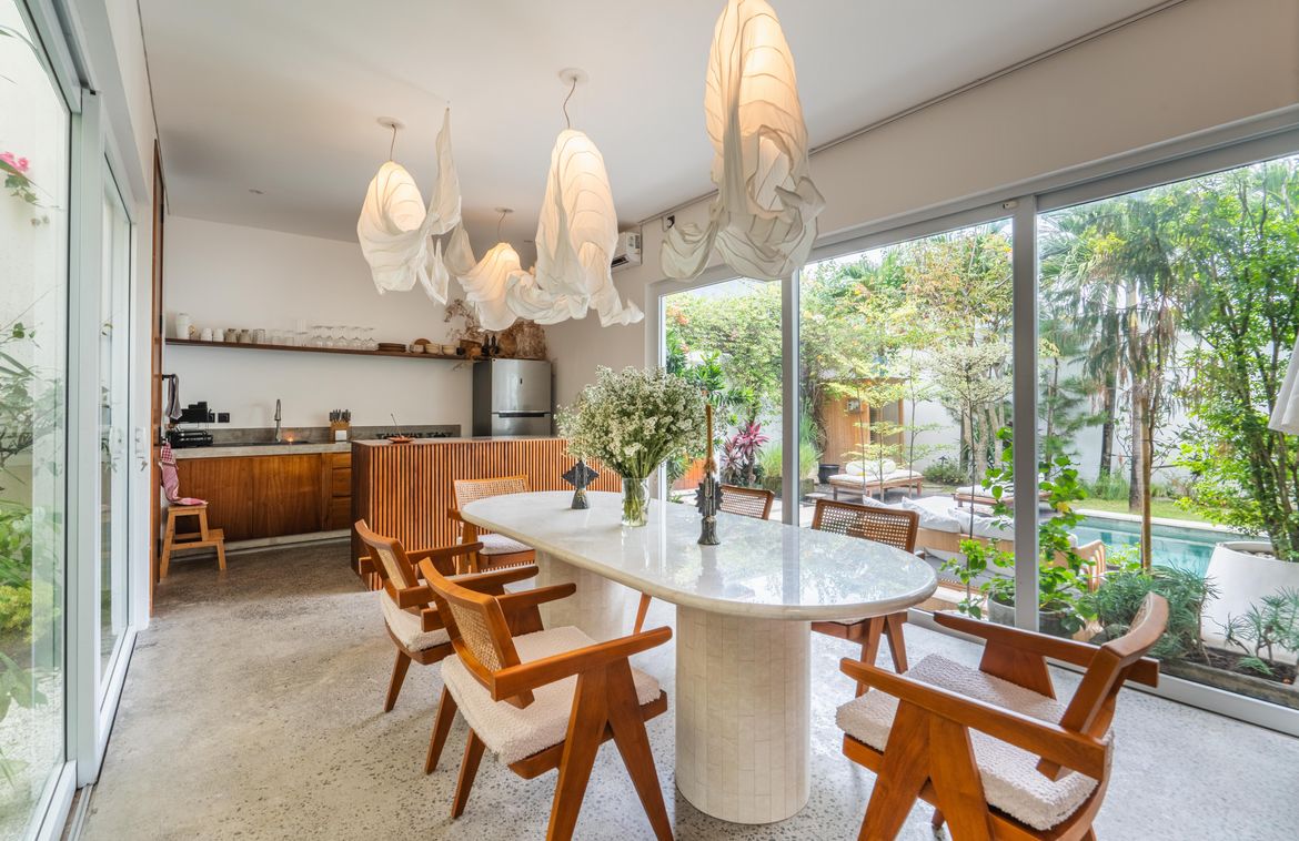 Stylish Tropical Retreat Steps from Bumbak’s Main Street