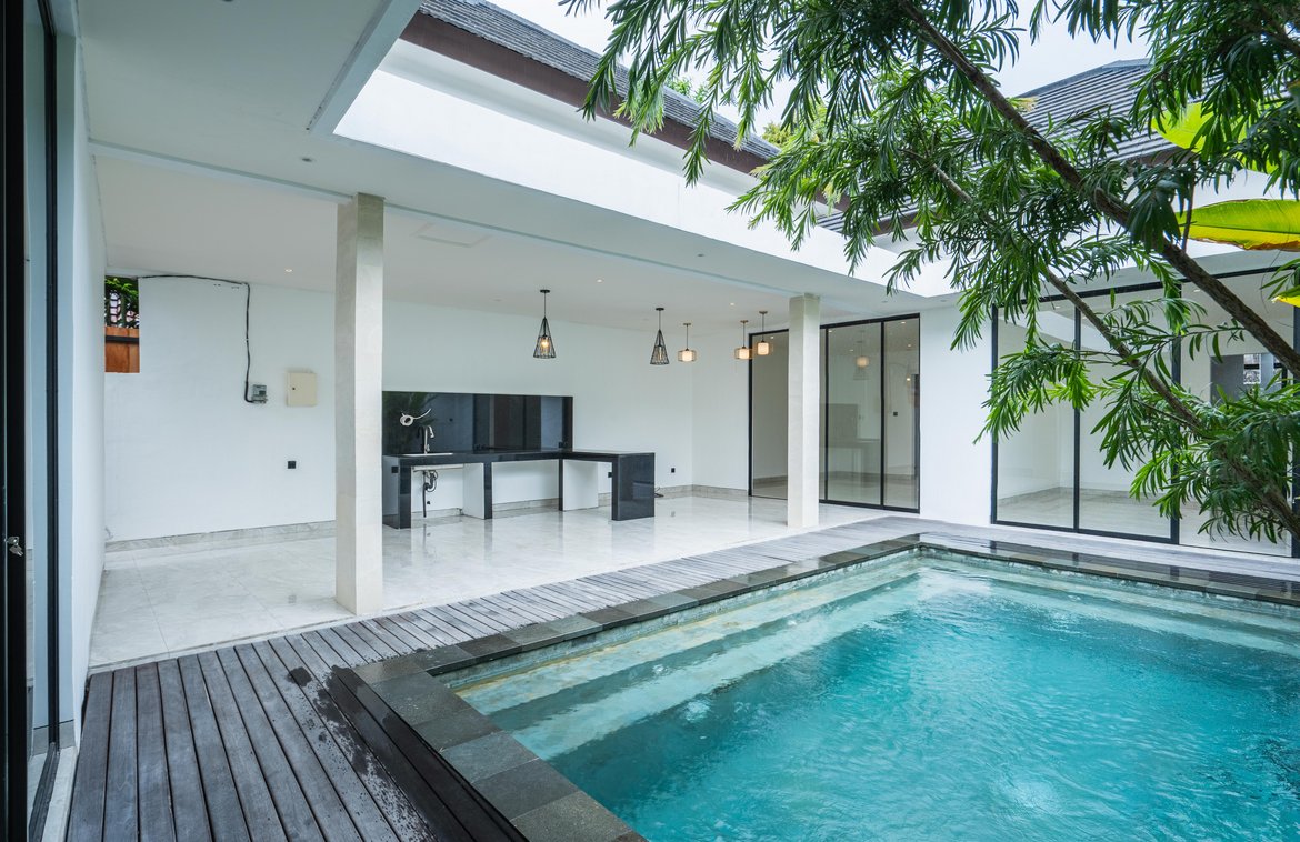 Contemporary 3-bedroom villa in the heart of Petitenget