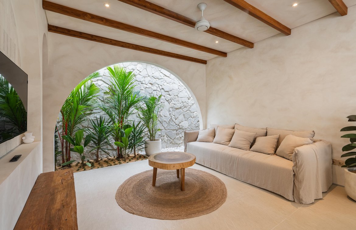 Charming affordable villa in the heart of Berawa