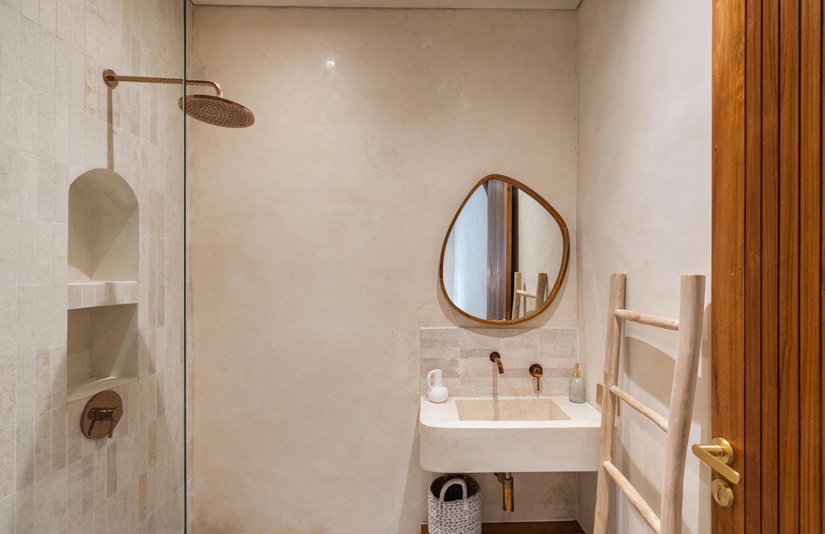 Charming affordable villa in the heart of Berawa