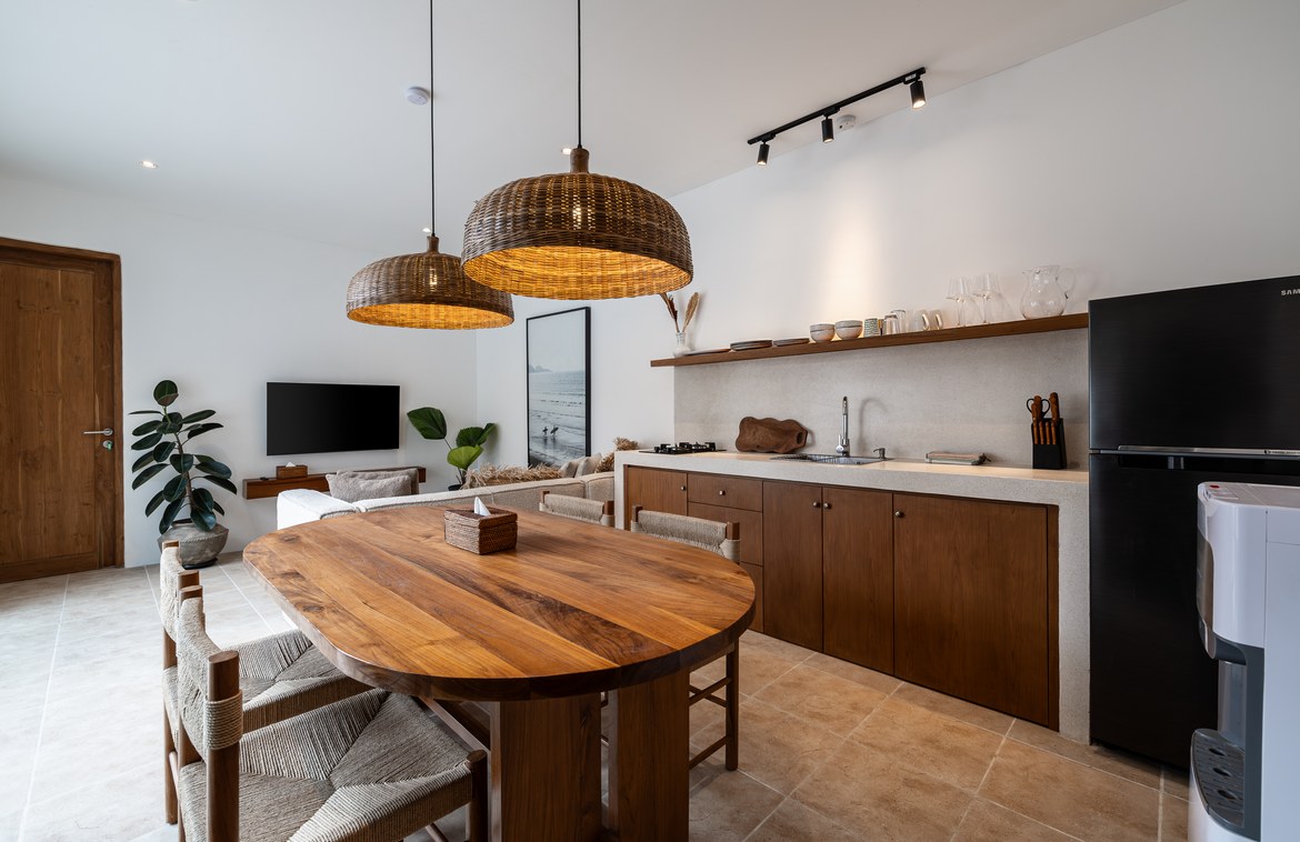 Charming 1-Bedroom Villa Steps from Cemagi Beach