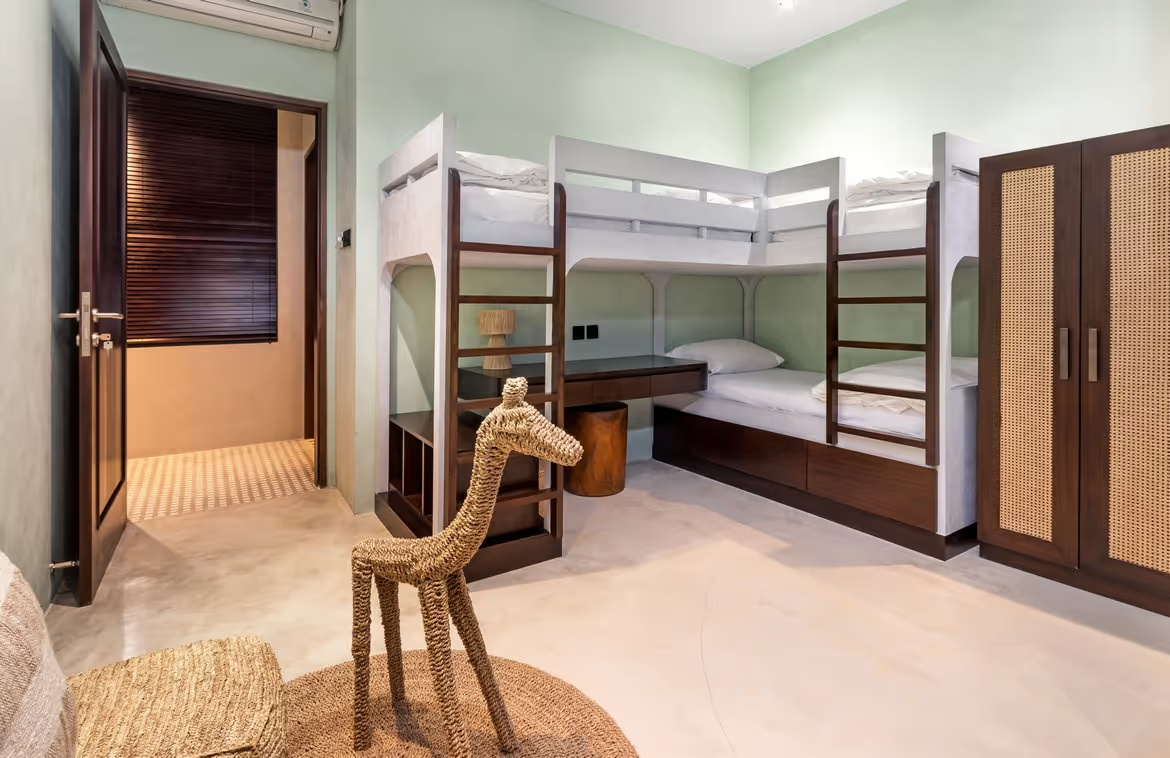 Stylish 4-bedroom villa steps from the beach in Pererenan