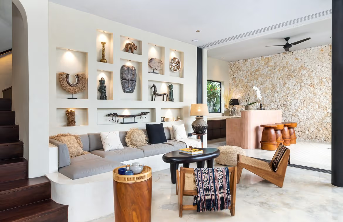 Stylish 4-bedroom villa steps from the beach in Pererenan