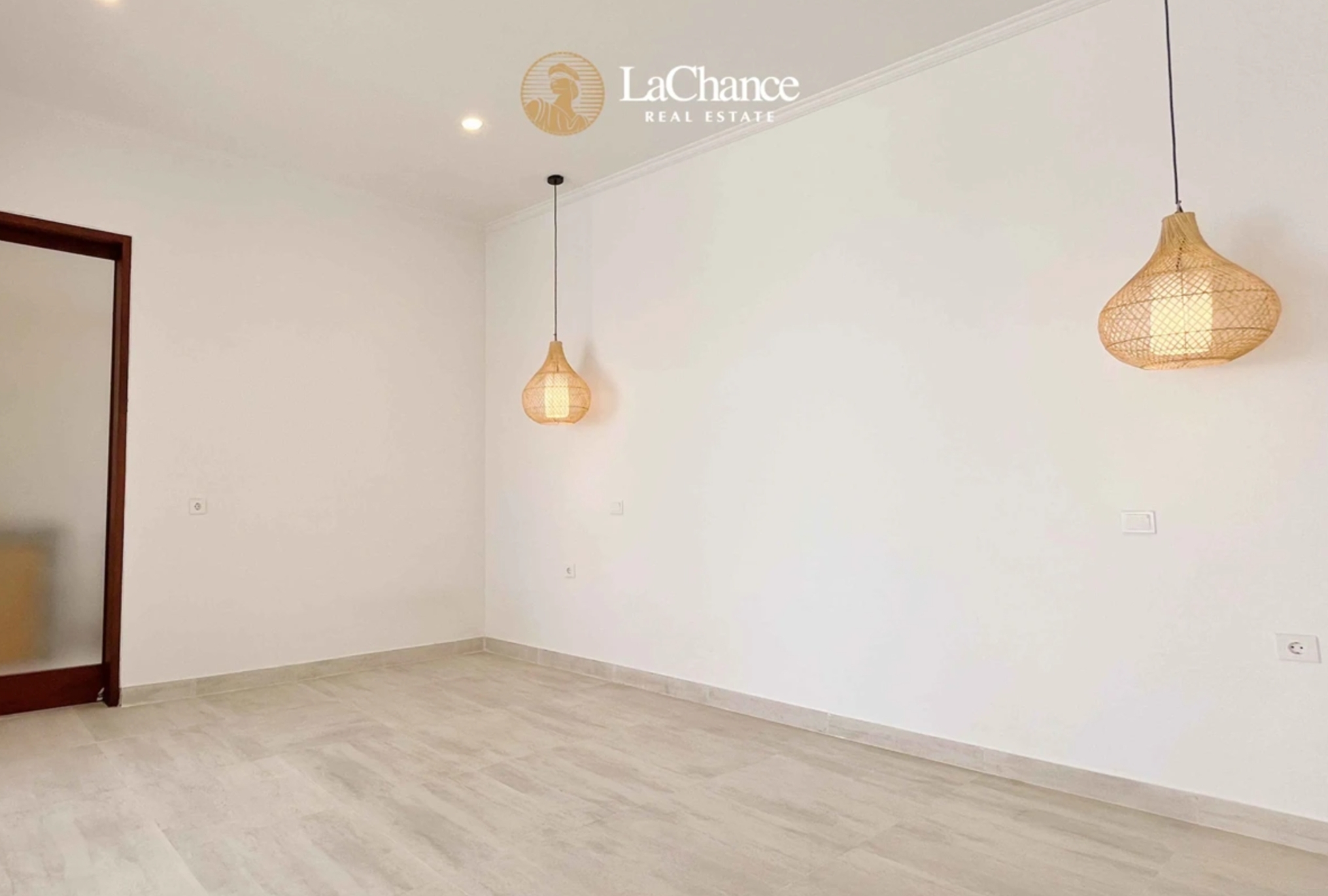 Brand-New 3-Bedroom Villa in Cemagi – Huge Rooftop