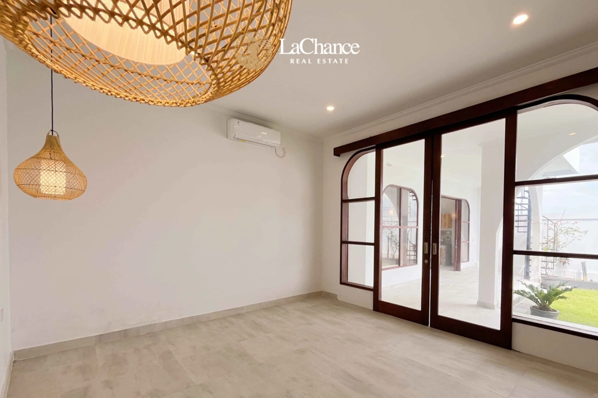 Brand-New 3-Bedroom Villa in Cemagi – Huge Rooftop