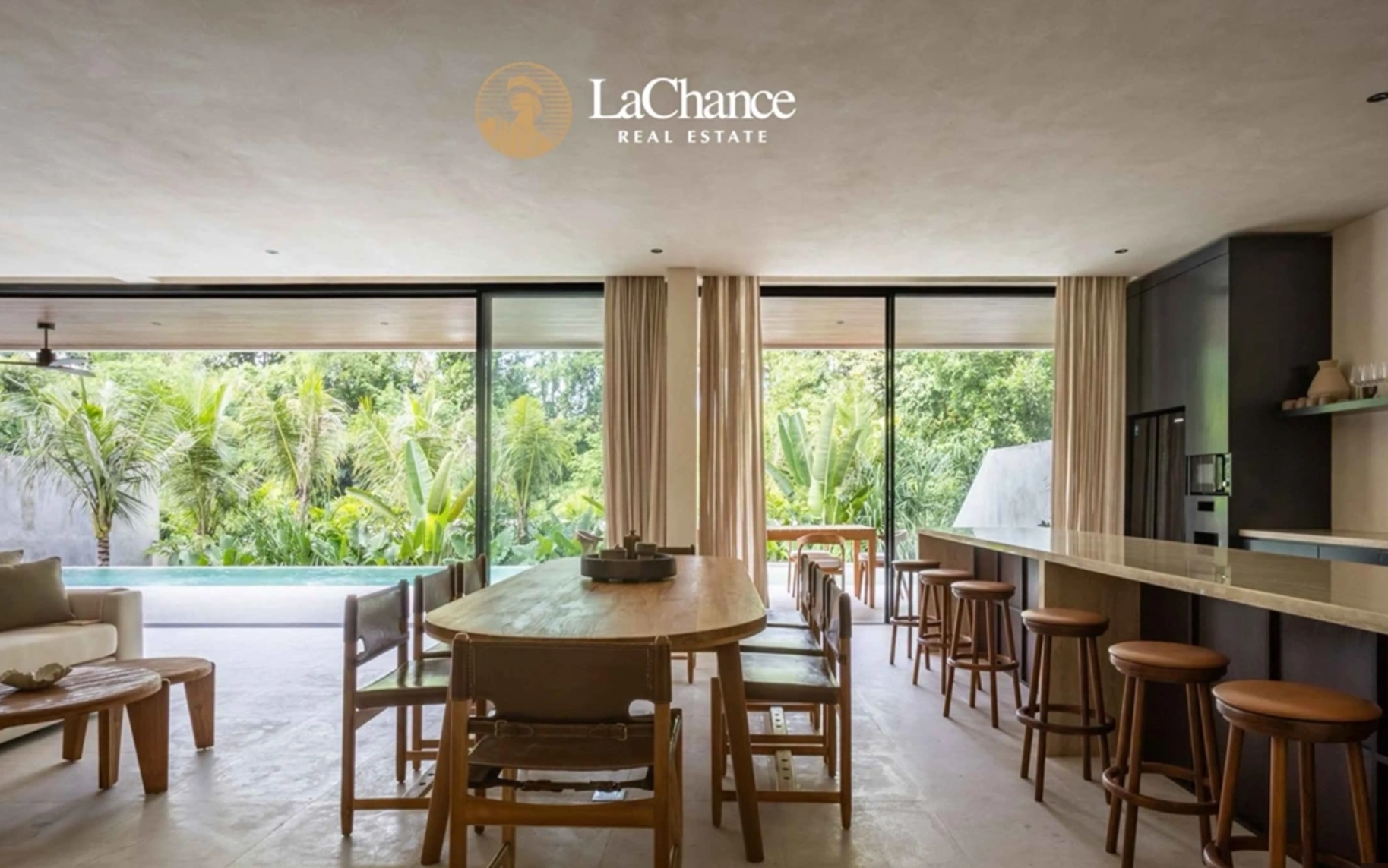 Luxury 4+1 Bedroom Villa Surrounded by Nature in Tumbak Bayuh 