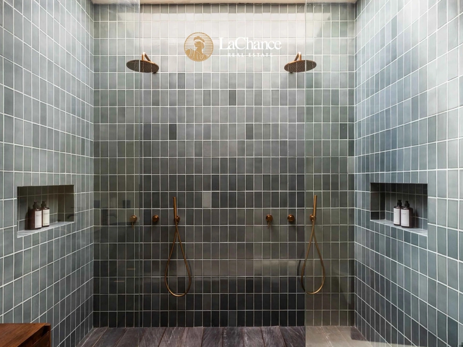 Luxury 4+1 Bedroom Villa Surrounded by Nature in Tumbak Bayuh 