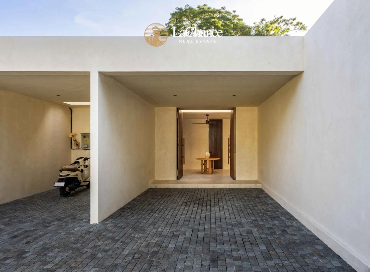 Luxury 4+1 Bedroom Villa Surrounded by Nature in Tumbak Bayuh 