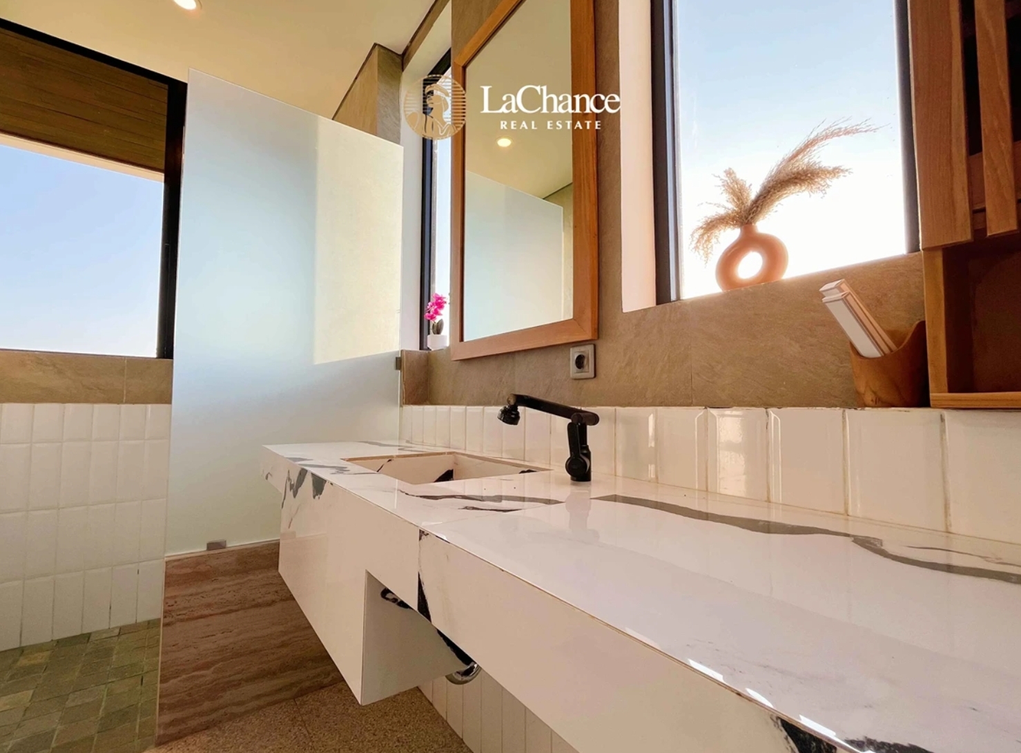 3-Bedroom Villa in Kedungu with Ocean & Rice Field Views