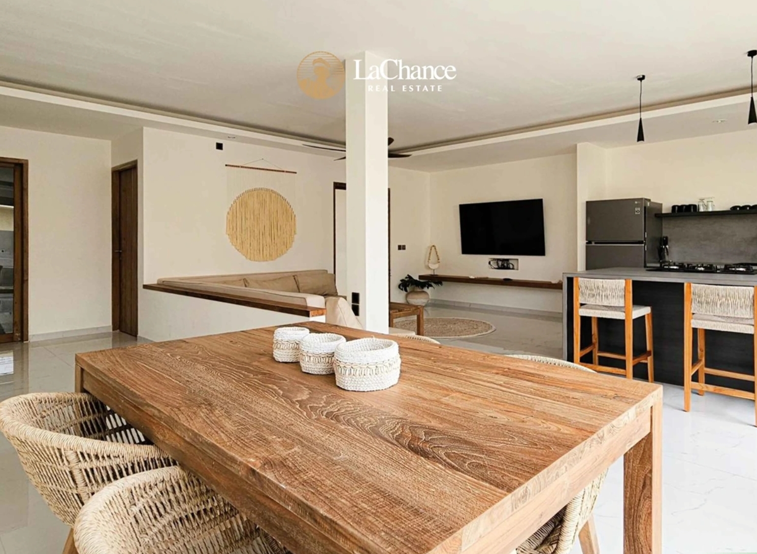 Welcoming 3-Bedroom Villa in Peaceful Padonan