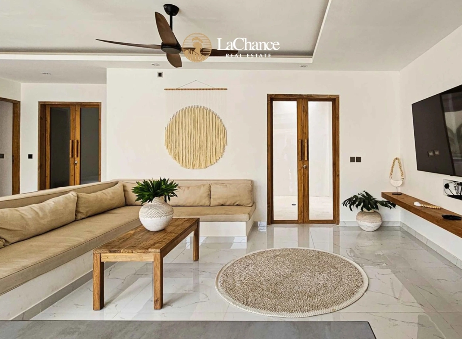 Welcoming 3-Bedroom Villa in Peaceful Padonan