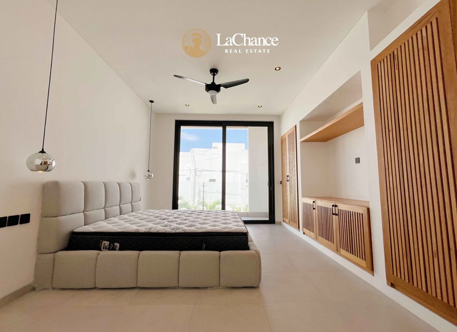 Modern Brand New 4-Bedroom Villa in Tumbak Bayuh