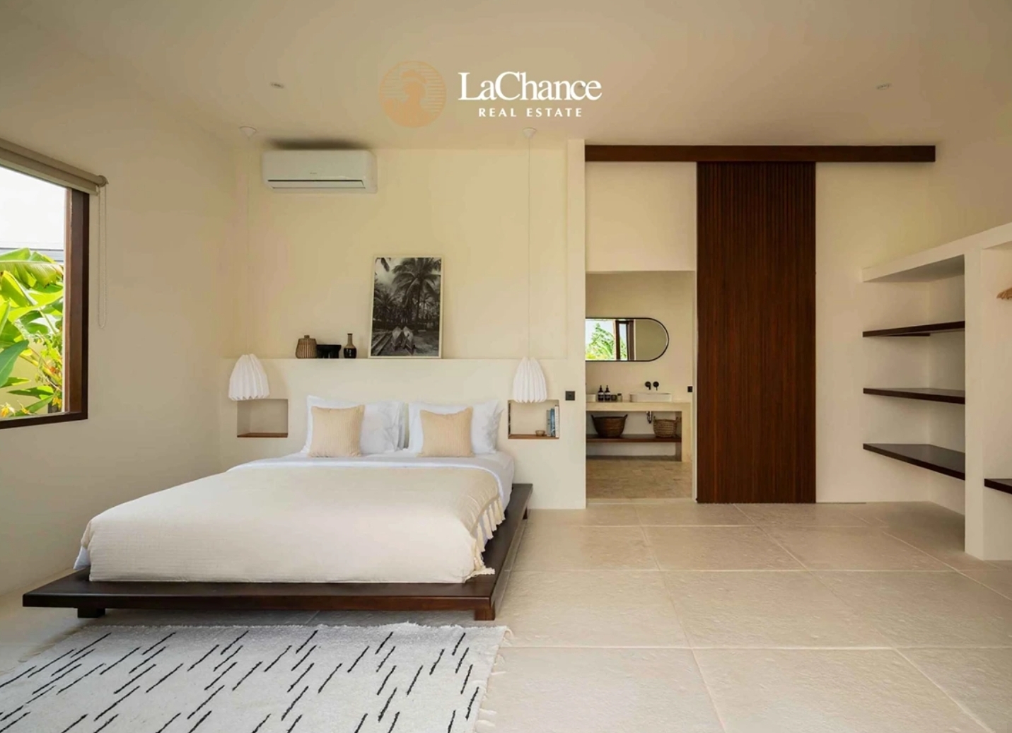 Stunning Luxury 6-Bedroom Villa in Pererenan