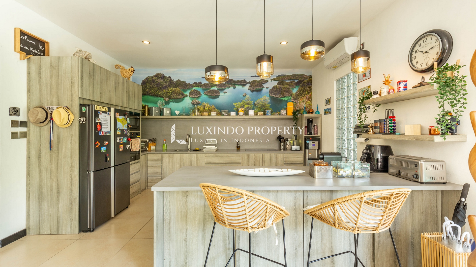 SEMINYAK - CHARMING 4 BEDROOM VILLA IN THE HEART OF SEMINYAK