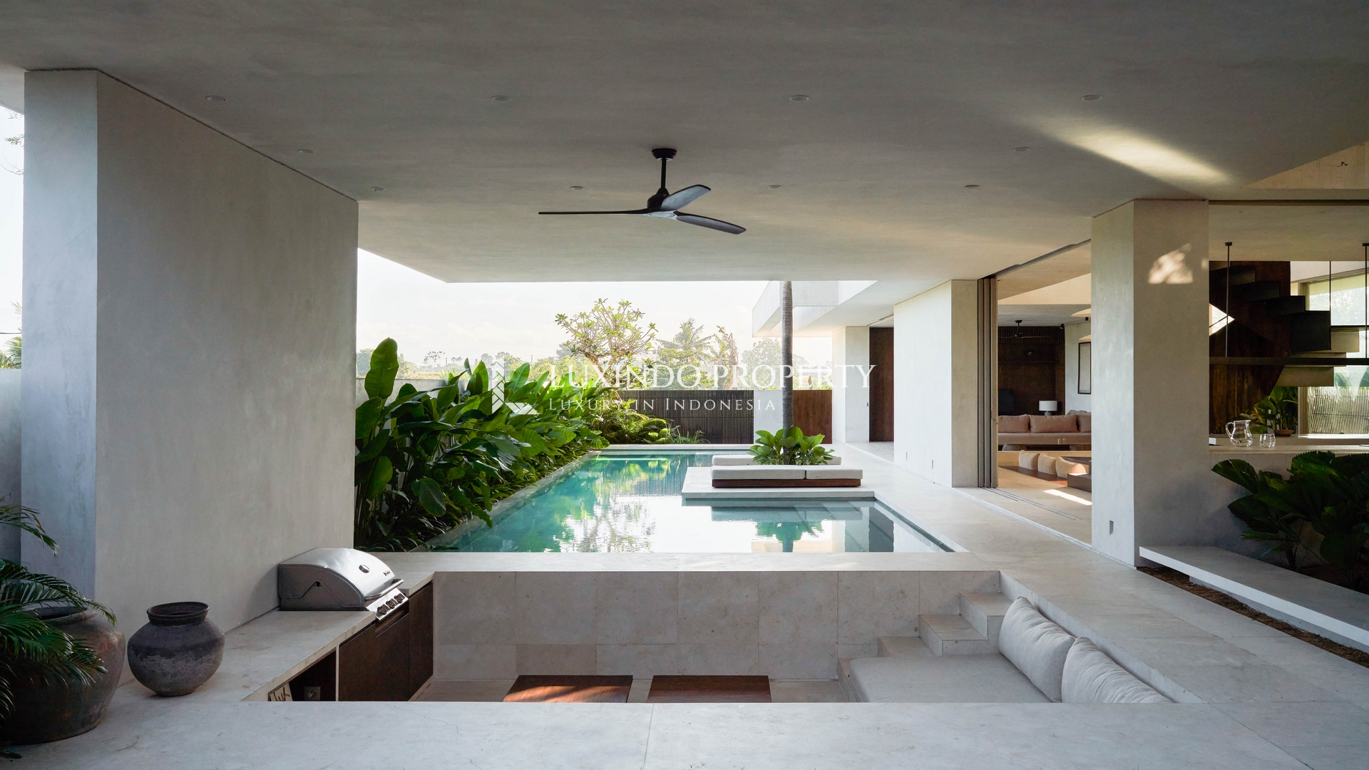 BUDUK – WHERE MODERN DESIGN MEETS TROPICAL SERENITY