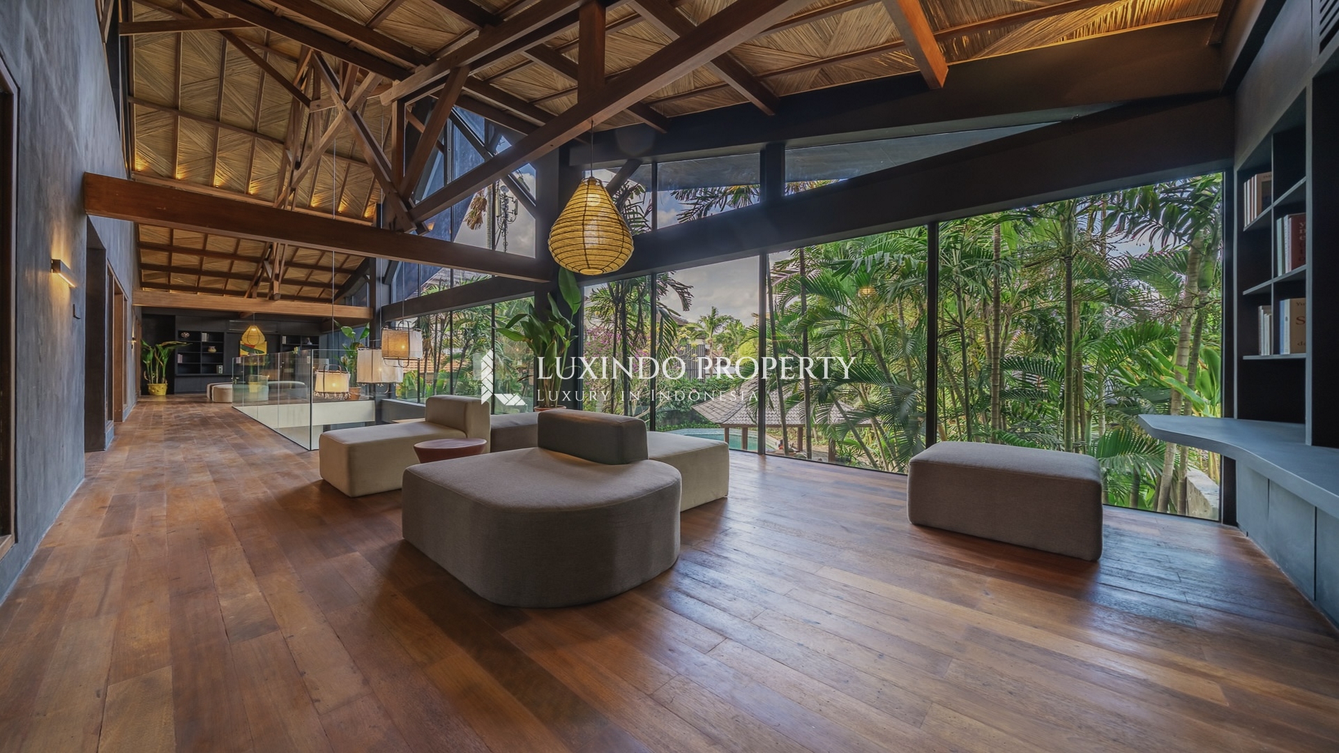 SEMINYAK - 5 BEDROOM TIMELESS ELEGANCE VILLA