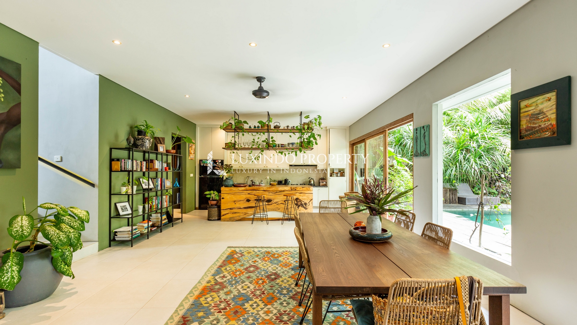 NELAYAN - TROPICAL MODERN 4 BEDROOM VILLA IN THE HEART OF CANGGU