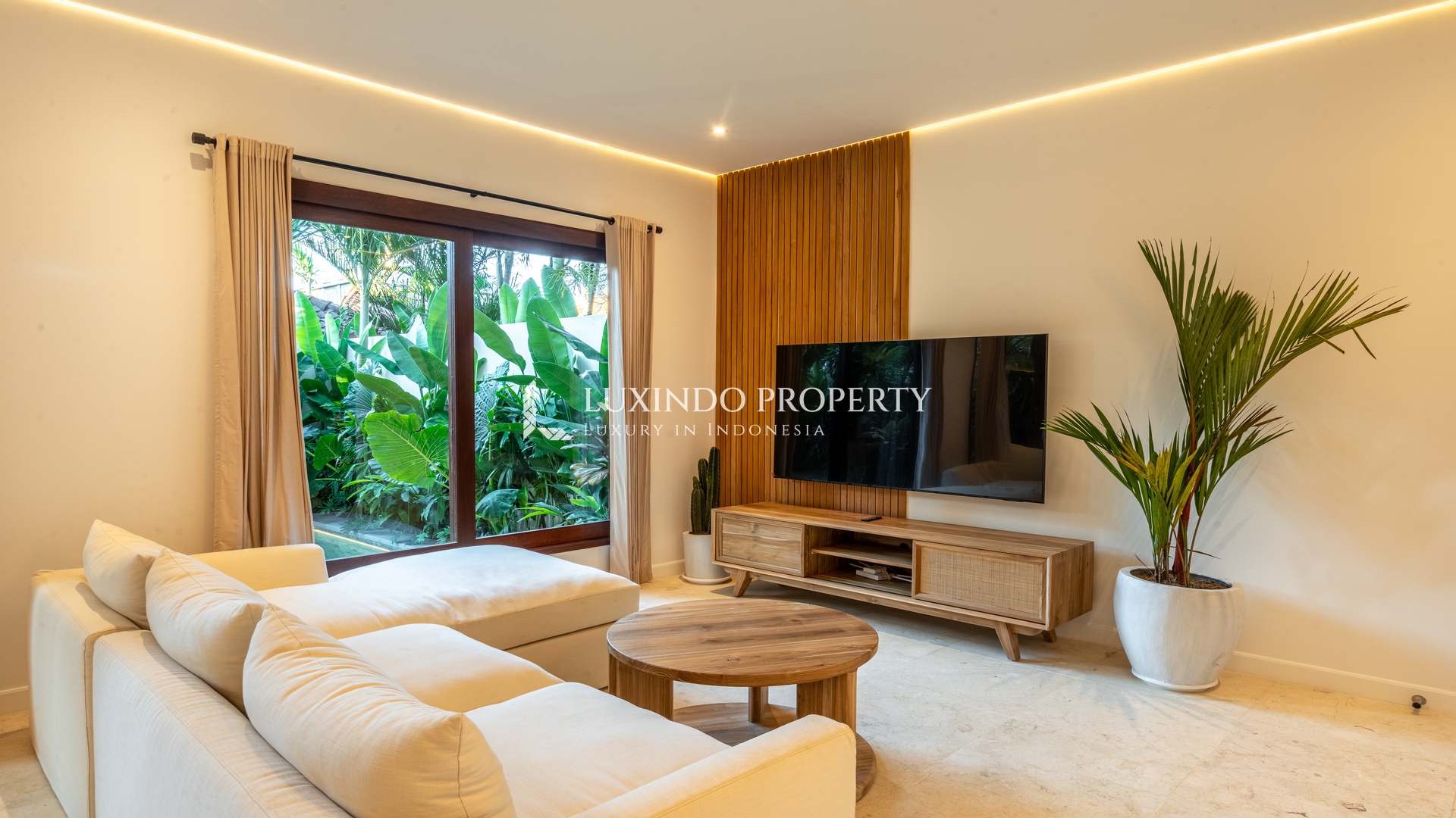 SANUR - BEACHSIDE TOWNHOUSE FOR LEASE