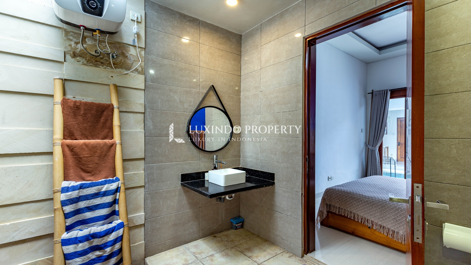 CANGGU - 2 BEDROOM HOME FOR LEASE IN COMPLEX