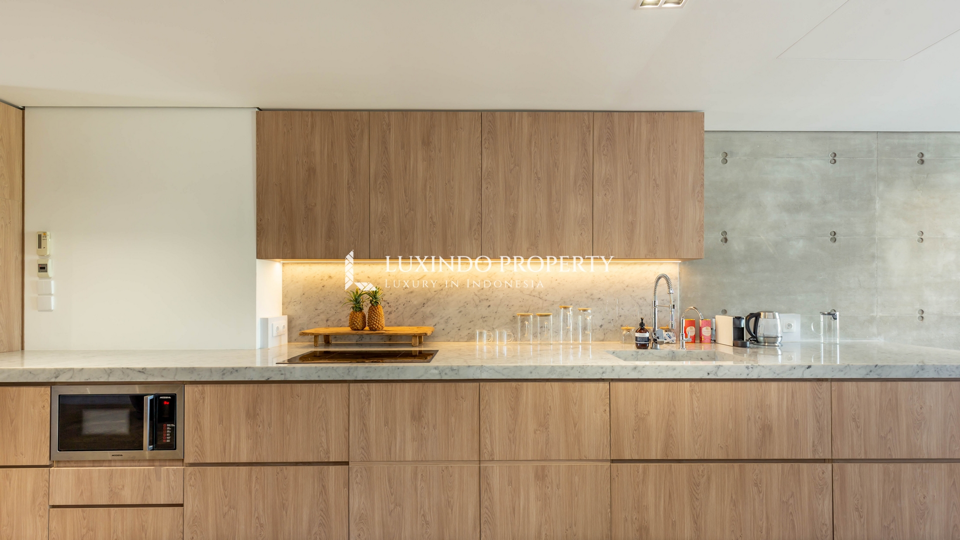 BERAWA - MODERN CONCRETE VILLA WITH RICE PADDY VIEWS