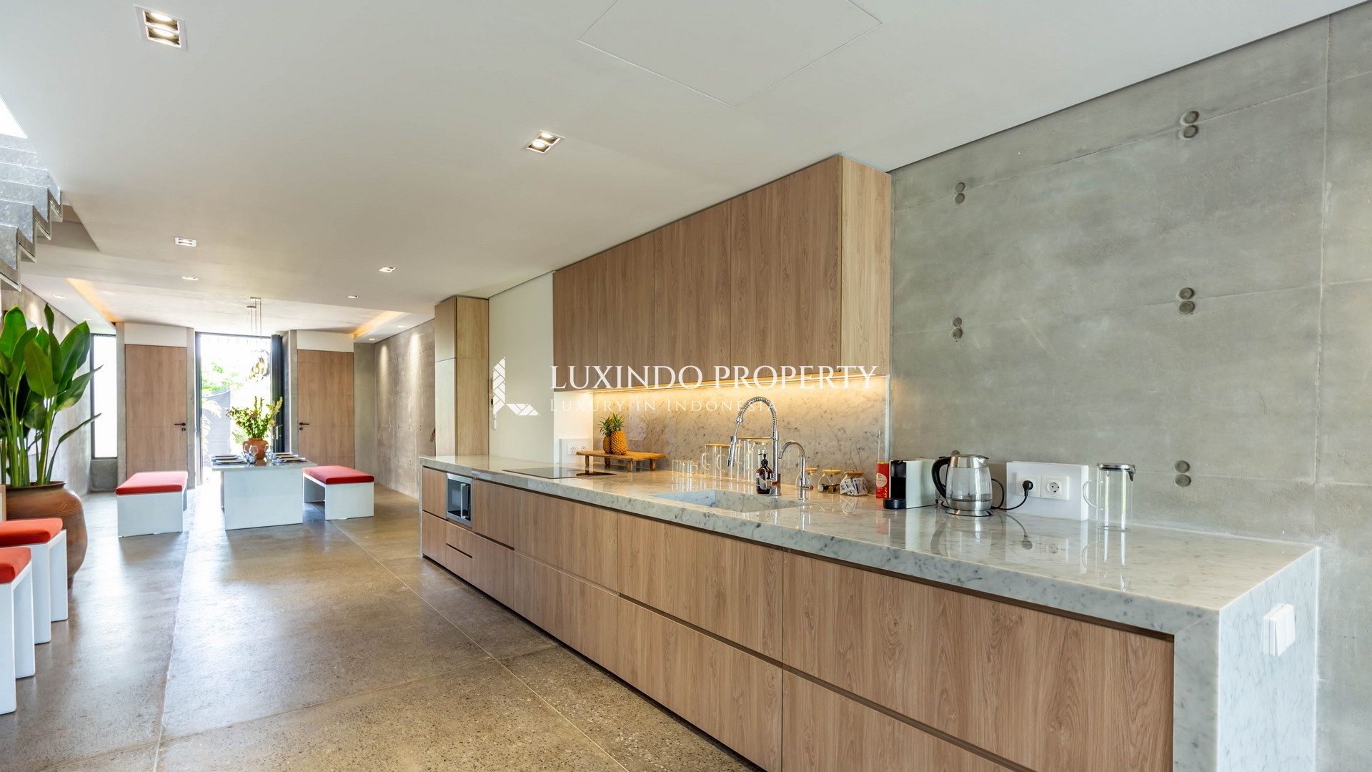 BERAWA - MODERN CONCRETE VILLA WITH RICE PADDY VIEWS