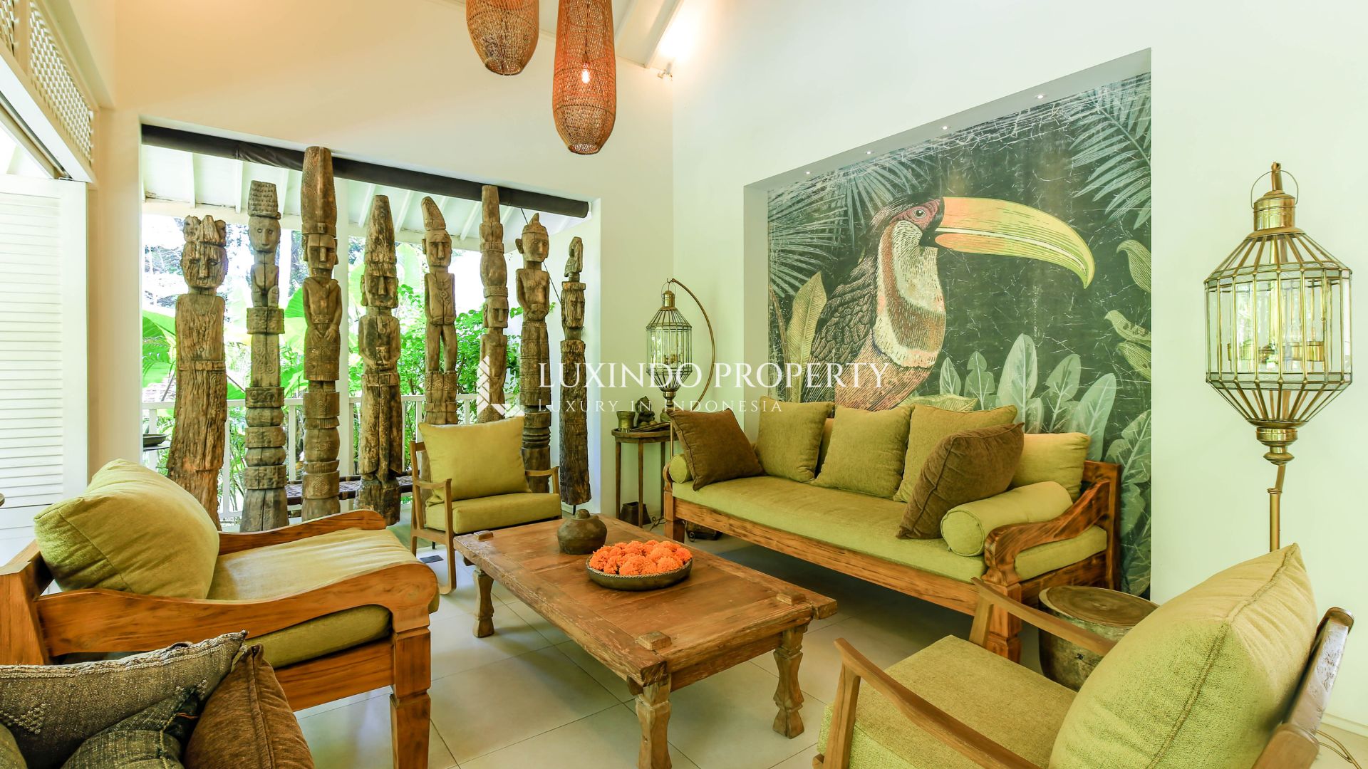 CANGGU - COLONIAL 2-BEDROOM VILLA IN TUMBAK BAYUH