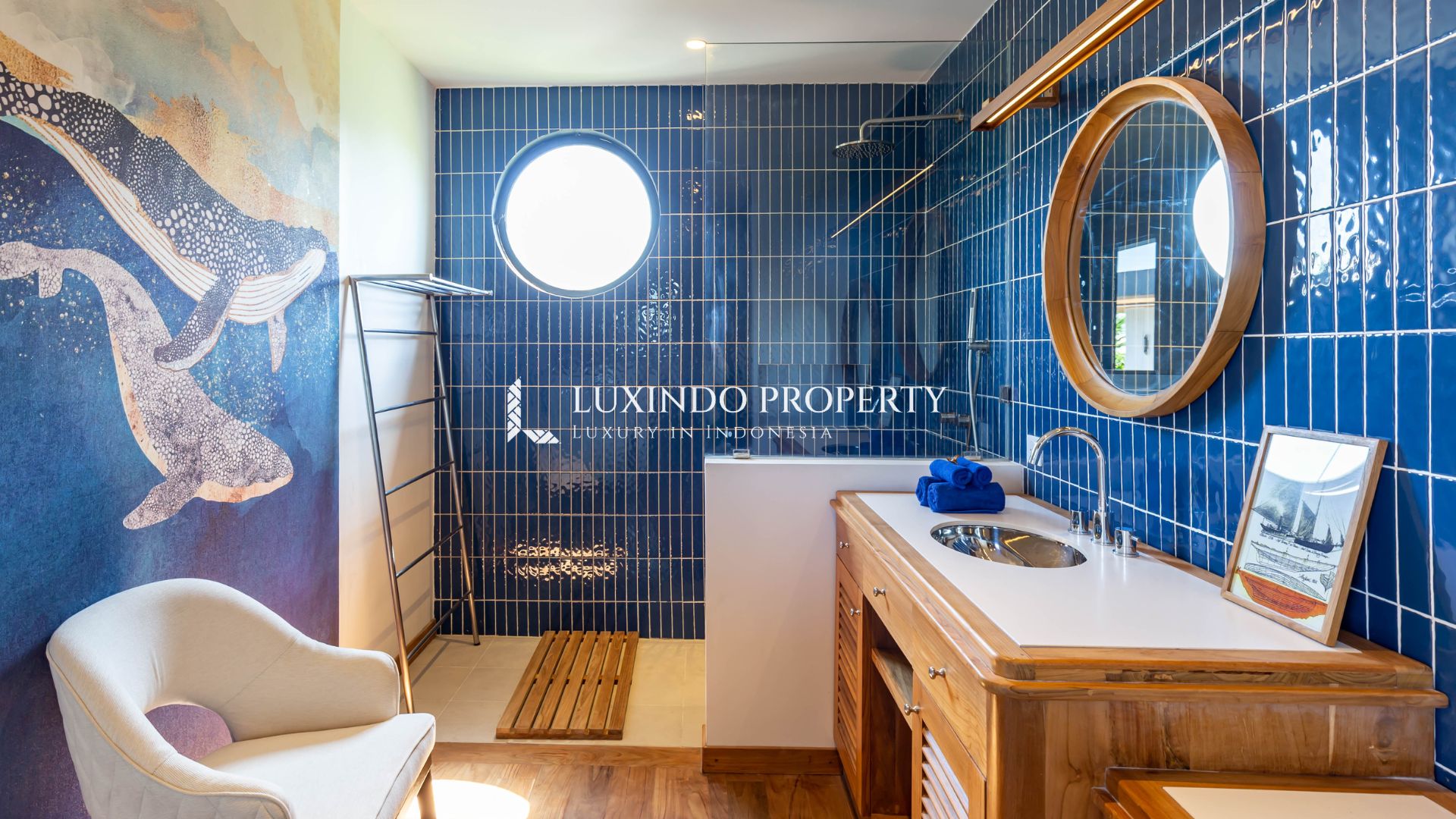 UMALAS – ART DECO LUXURY WITH RICE FIELD VIEWS