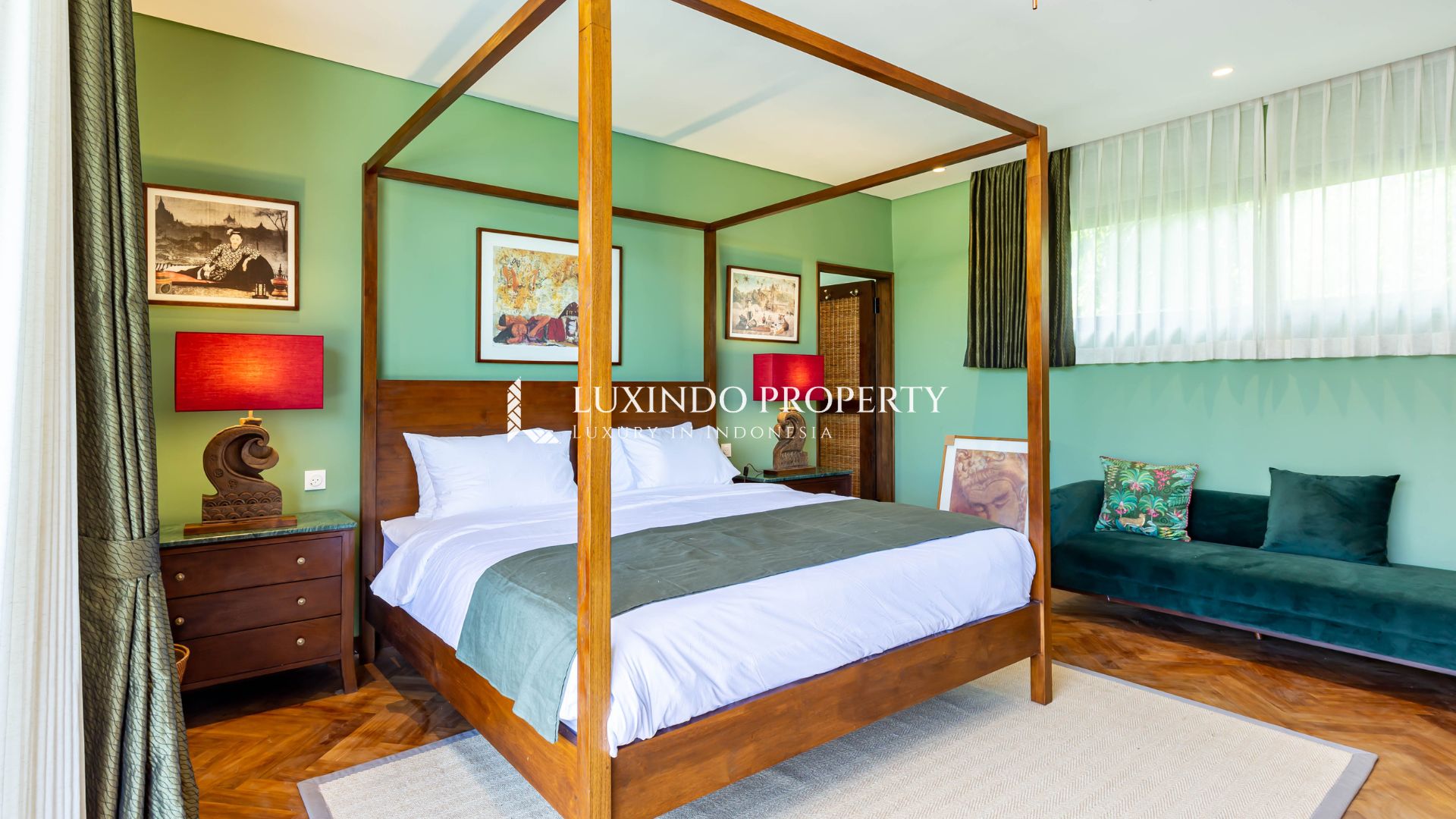 UMALAS – ART DECO LUXURY WITH RICE FIELD VIEWS