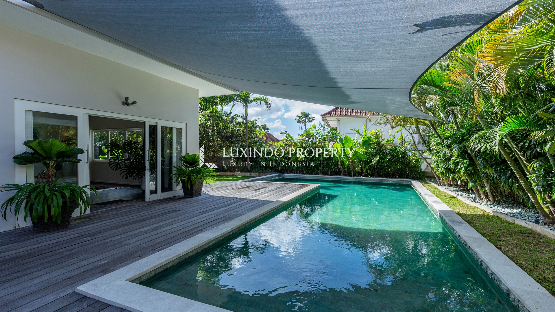 CANGGU - MODERN BALINESE 4 BEDROOM VILLA