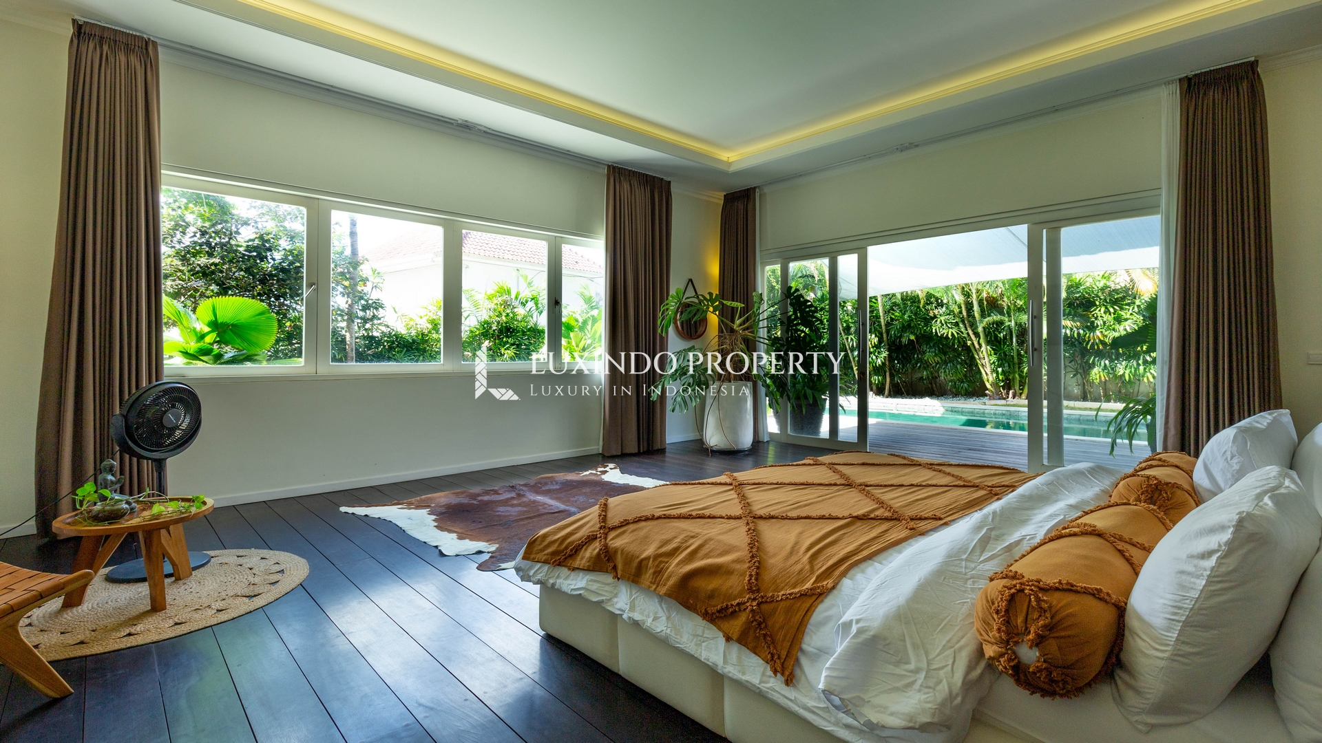 CANGGU - MODERN BALINESE 4 BEDROOM VILLA