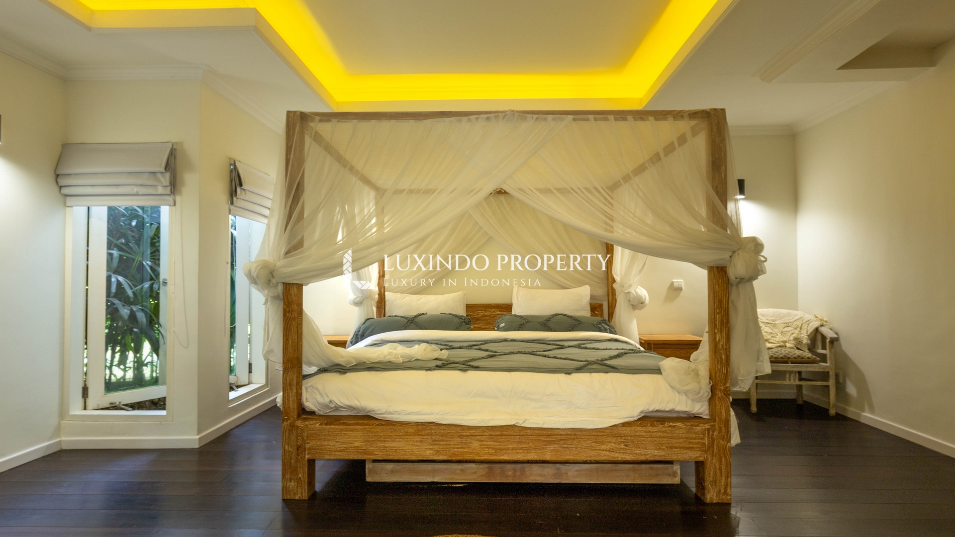 CANGGU - MODERN BALINESE 4 BEDROOM VILLA