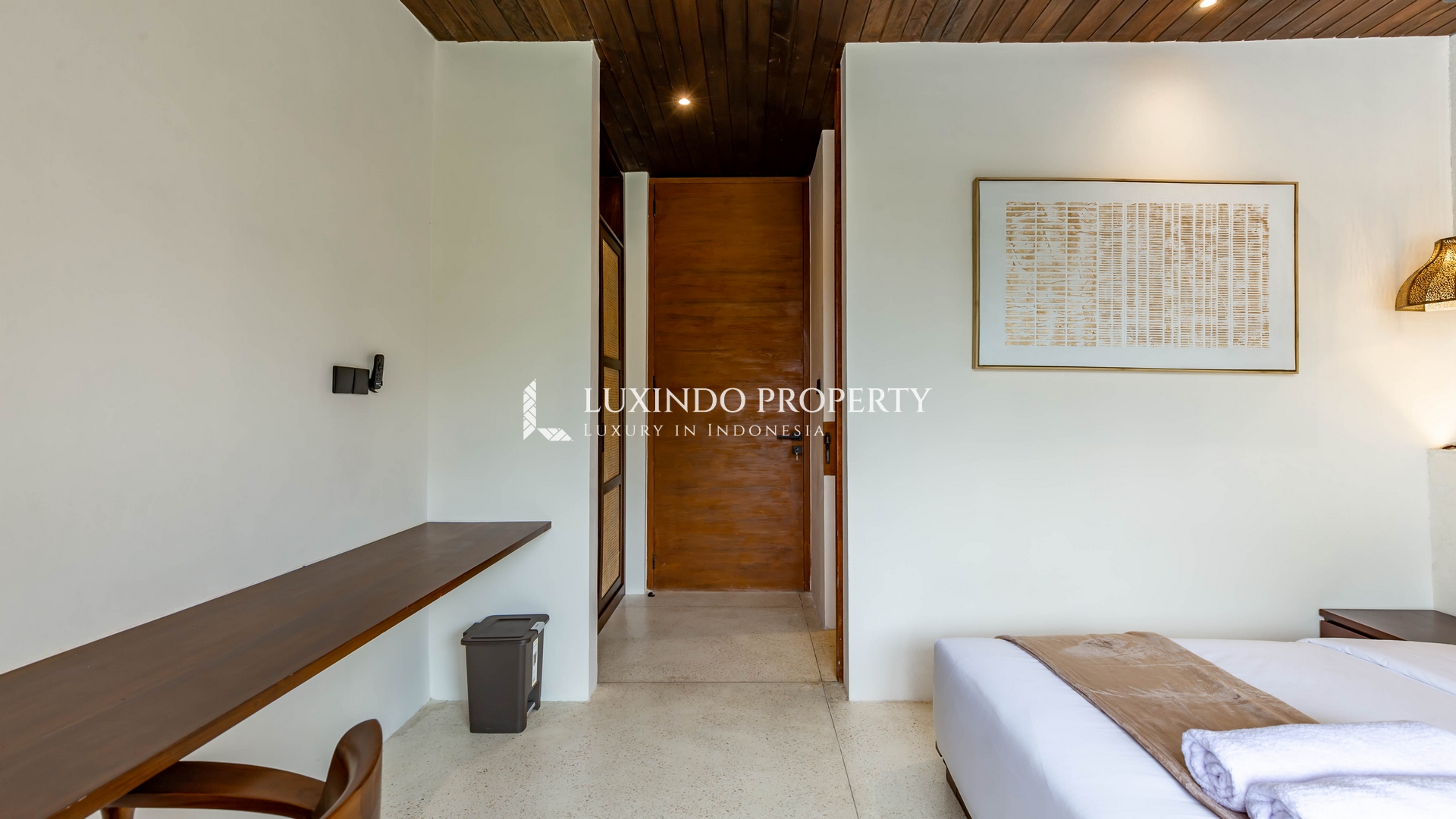 TUMBAK BAYUH – NATURAL WARM 2 BEDROOM VILLA FOR LEASE