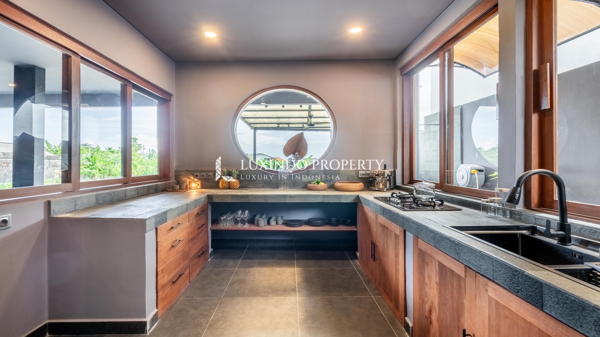 TUMBAK BAYUH - EXCEPTIONAL 5-BEDROOM INDUSTRIAL VILLA FOR LEASE