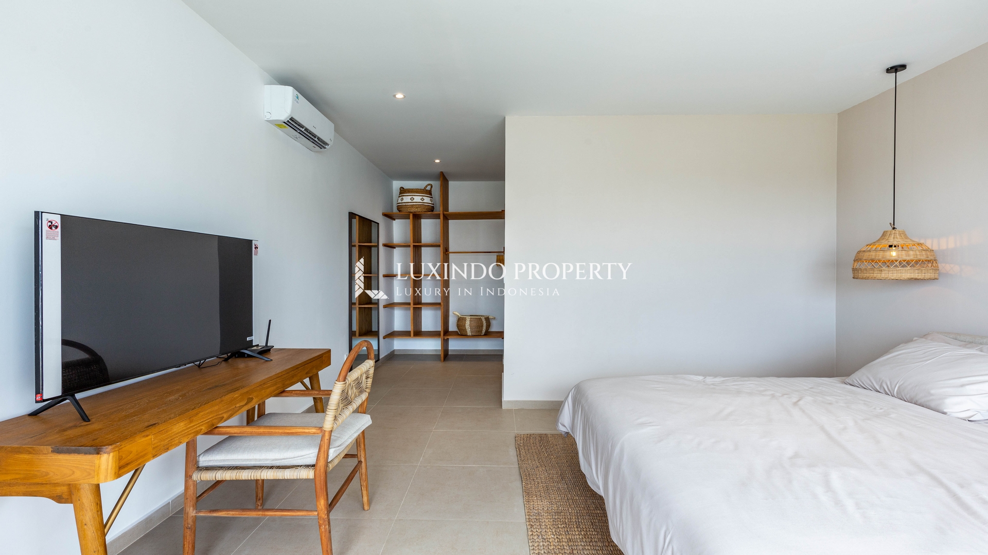 CANGGU - CONTEMPORARY 3 BEDROOM VILLA FOR LEASHOLD IN BABAKAN