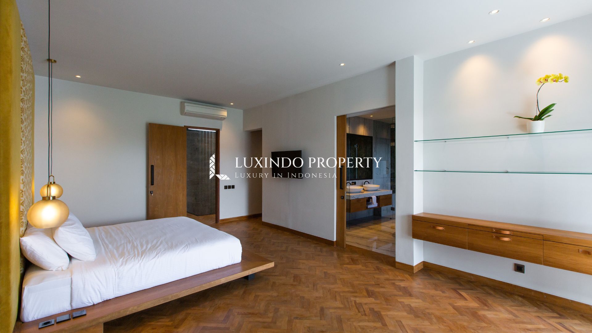 BUDUK – ELEGANT 4-BEDROOM VILLA FOR LEASE