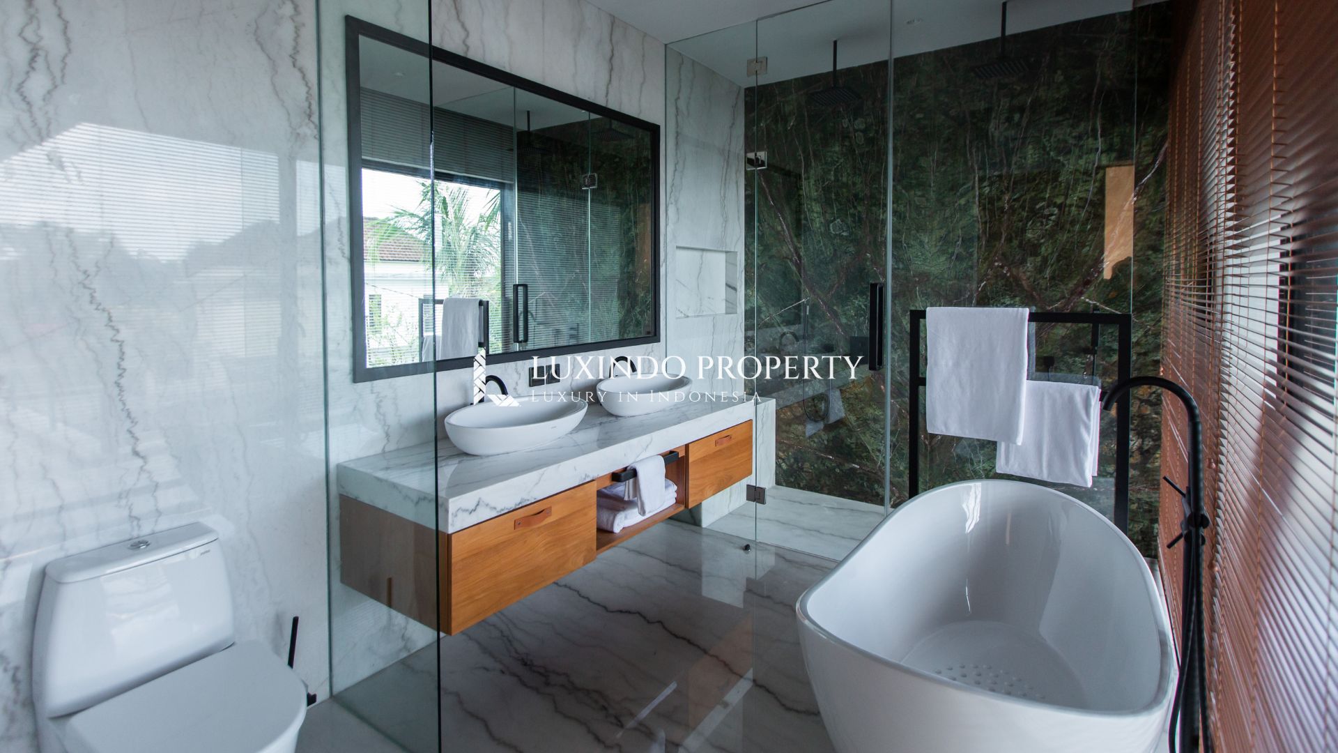 BUDUK – ELEGANT 4-BEDROOM VILLA FOR LEASE