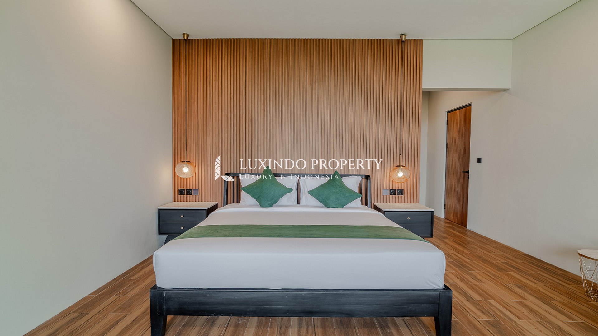 BABAKAN - MODERN MINIMALIST BRAND-NEW VILLA WITH RICE FIELD AND SUNRISE VIEW