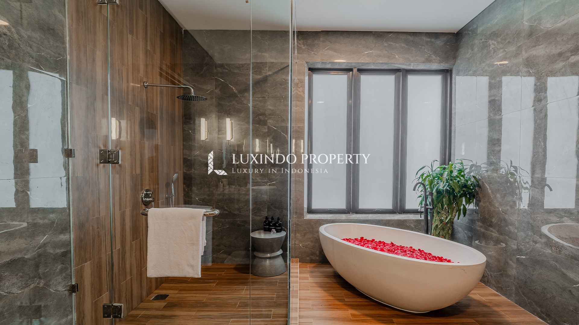 BABAKAN - MODERN MINIMALIST BRAND-NEW VILLA WITH RICE FIELD AND SUNRISE VIEW