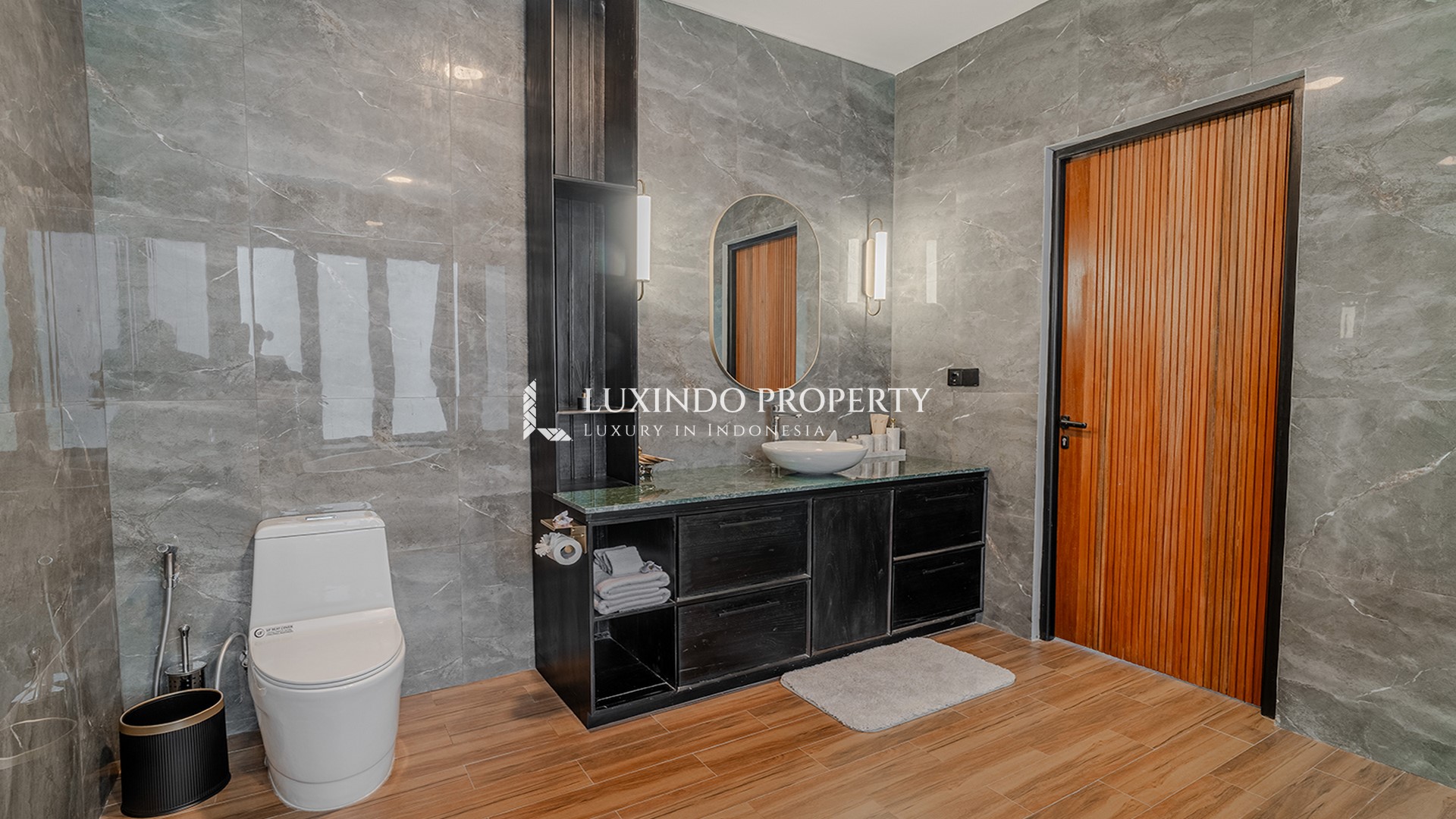 BABAKAN - MODERN MINIMALIST BRAND-NEW VILLA WITH RICE FIELD AND SUNRISE VIEW