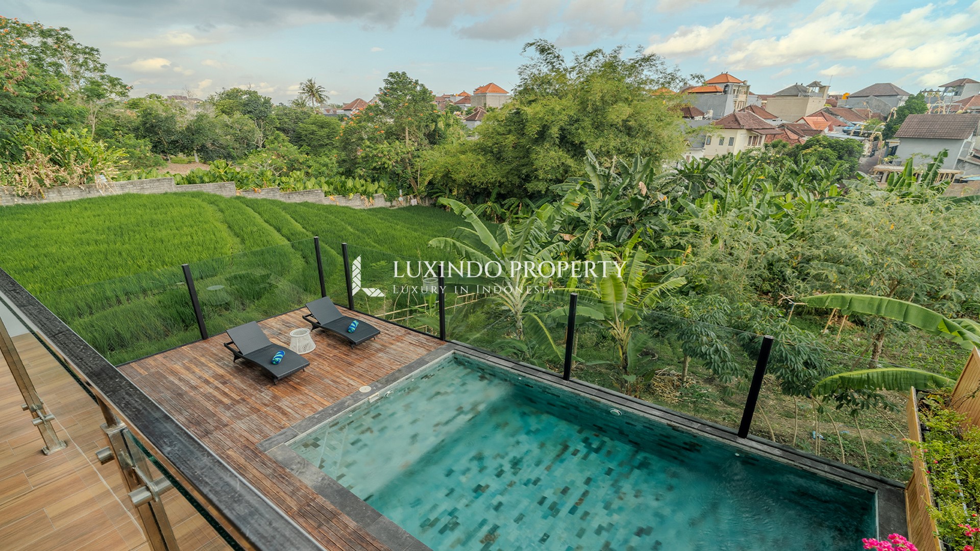 BABAKAN - MODERN MINIMALIST BRAND-NEW VILLA WITH RICE FIELD AND SUNRISE VIEW