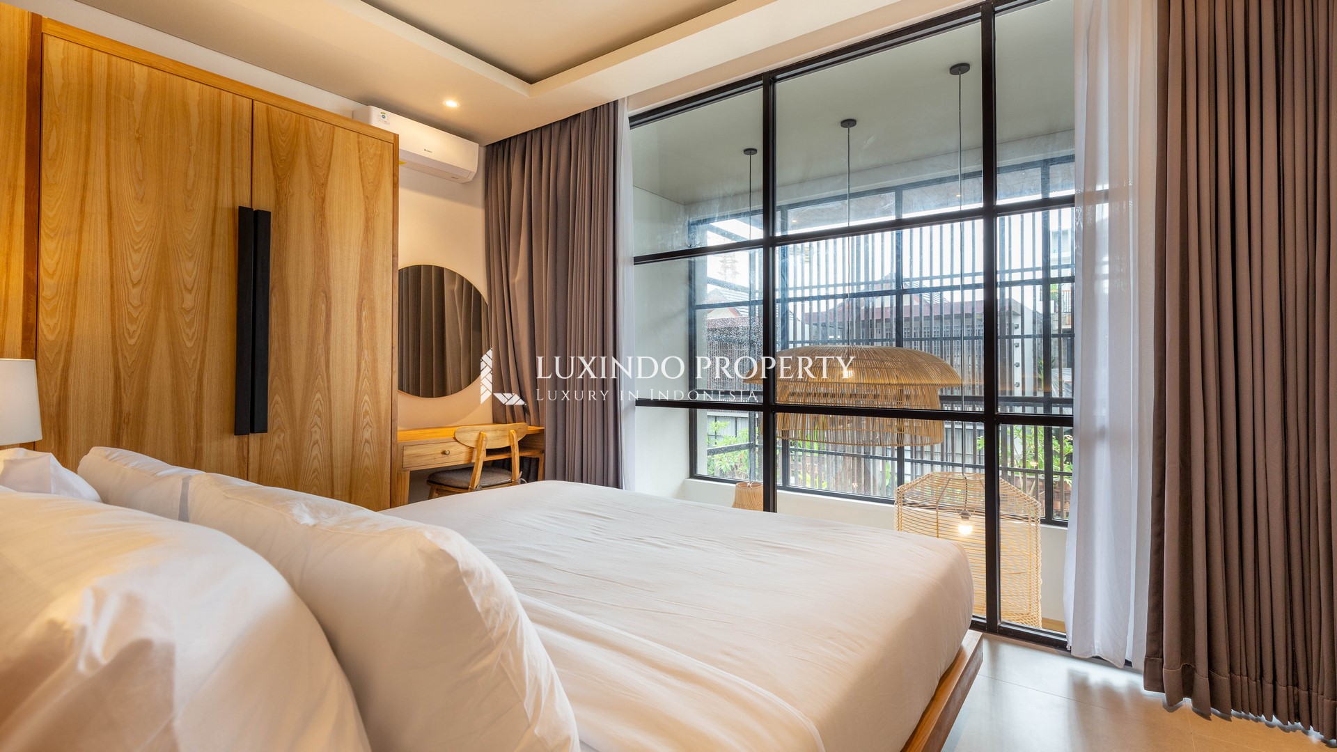 BATU BOLONG - LUXURIOUS 3-BEDROOM VILLA IN PRIME LOCATION