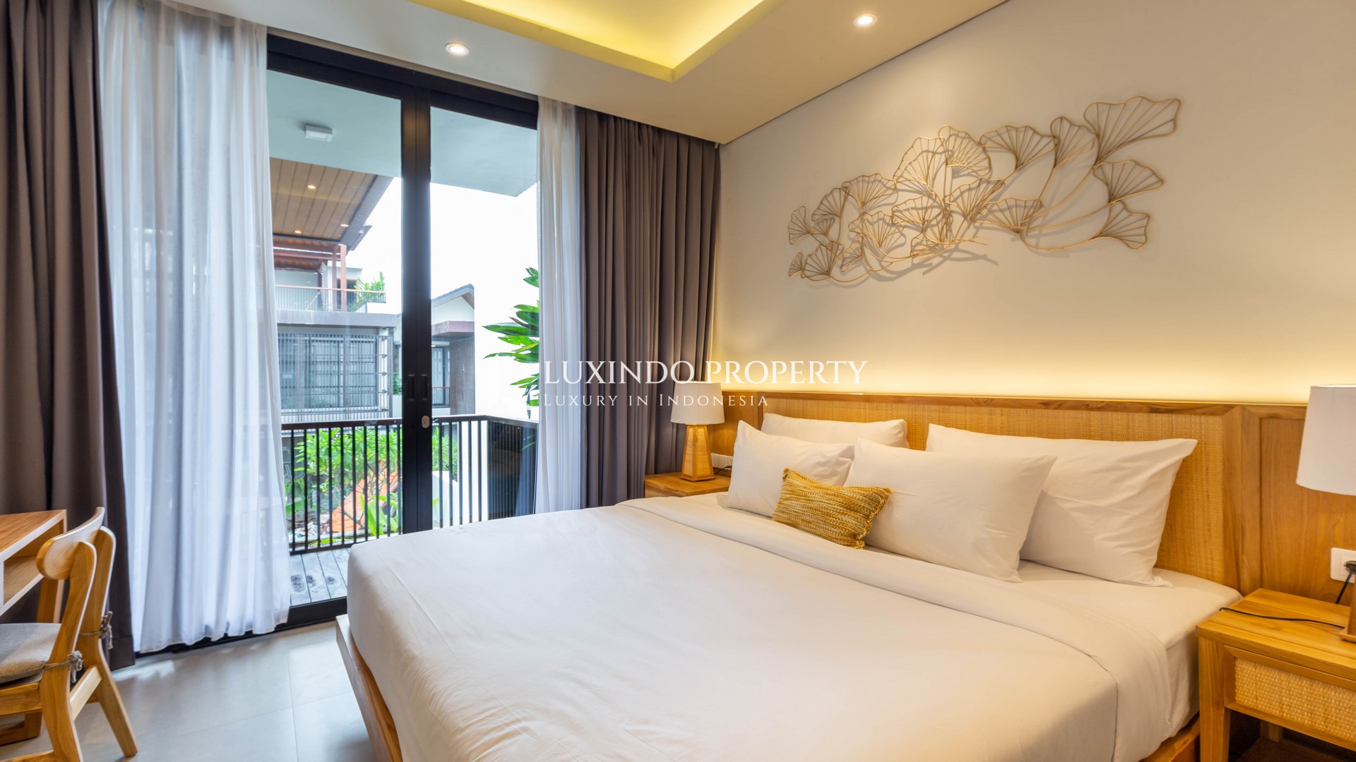 BATU BOLONG - LUXURIOUS 3-BEDROOM VILLA IN PRIME LOCATION