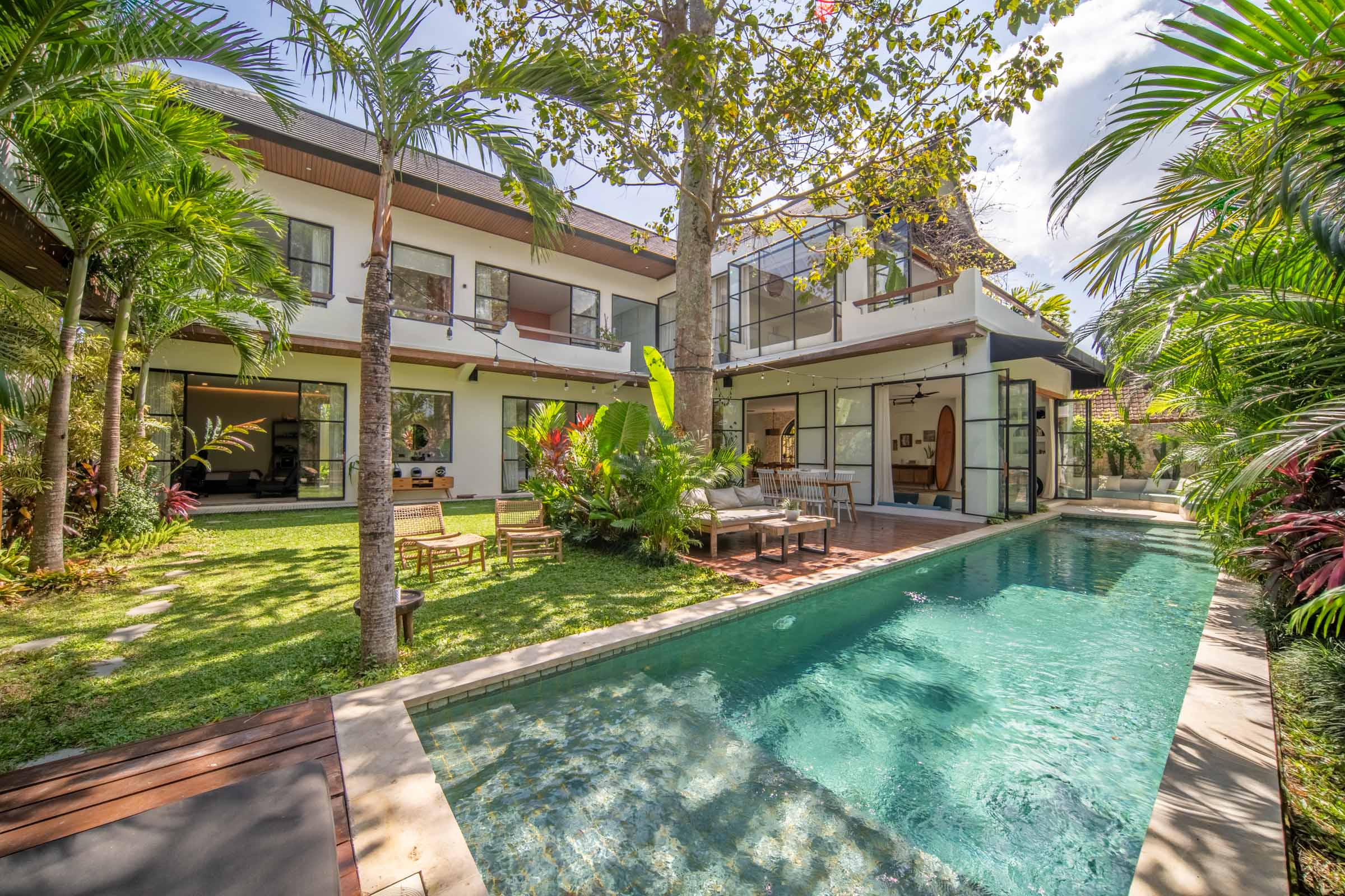 Coastal Family Haven in Seseh