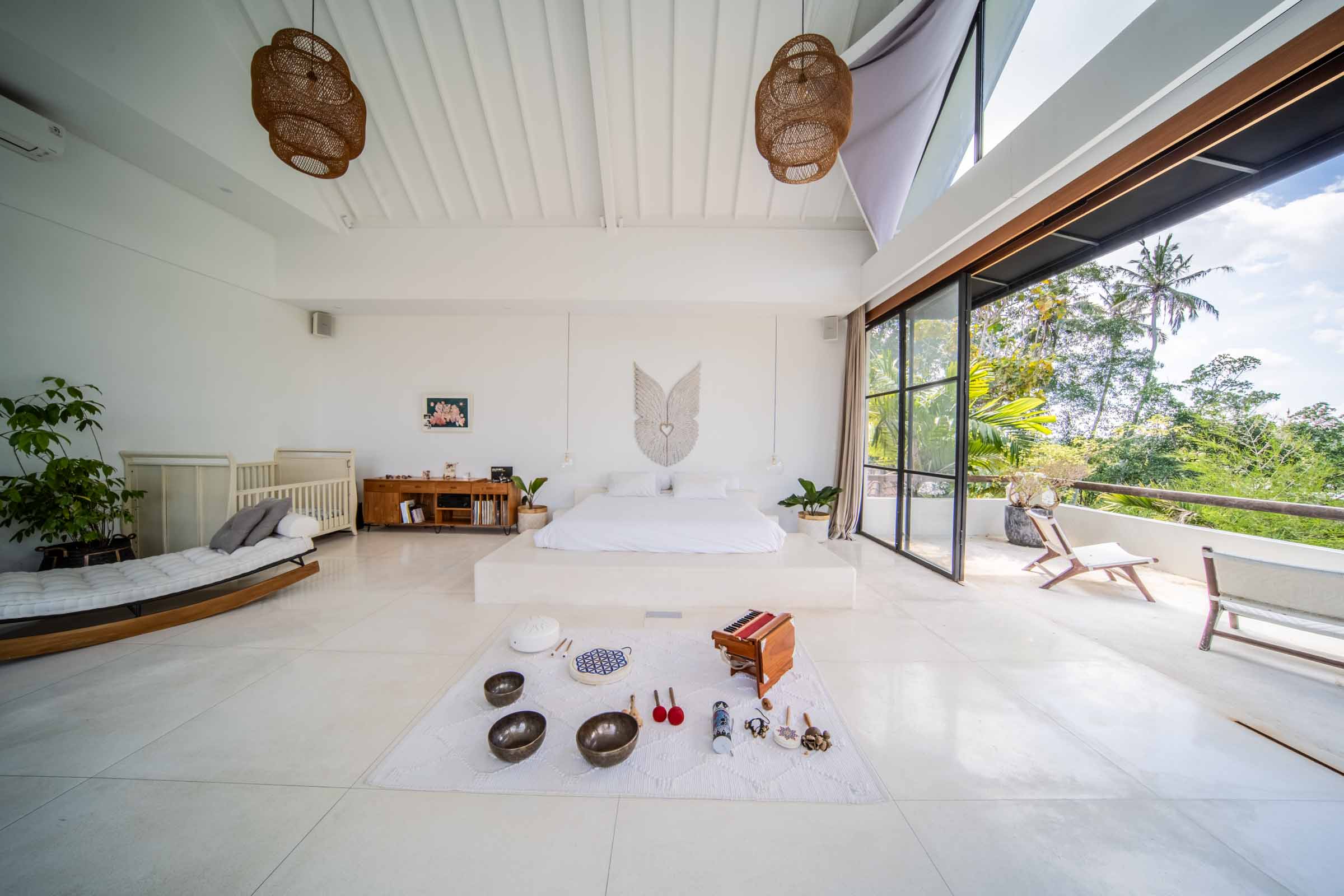 Coastal Family Haven in Seseh