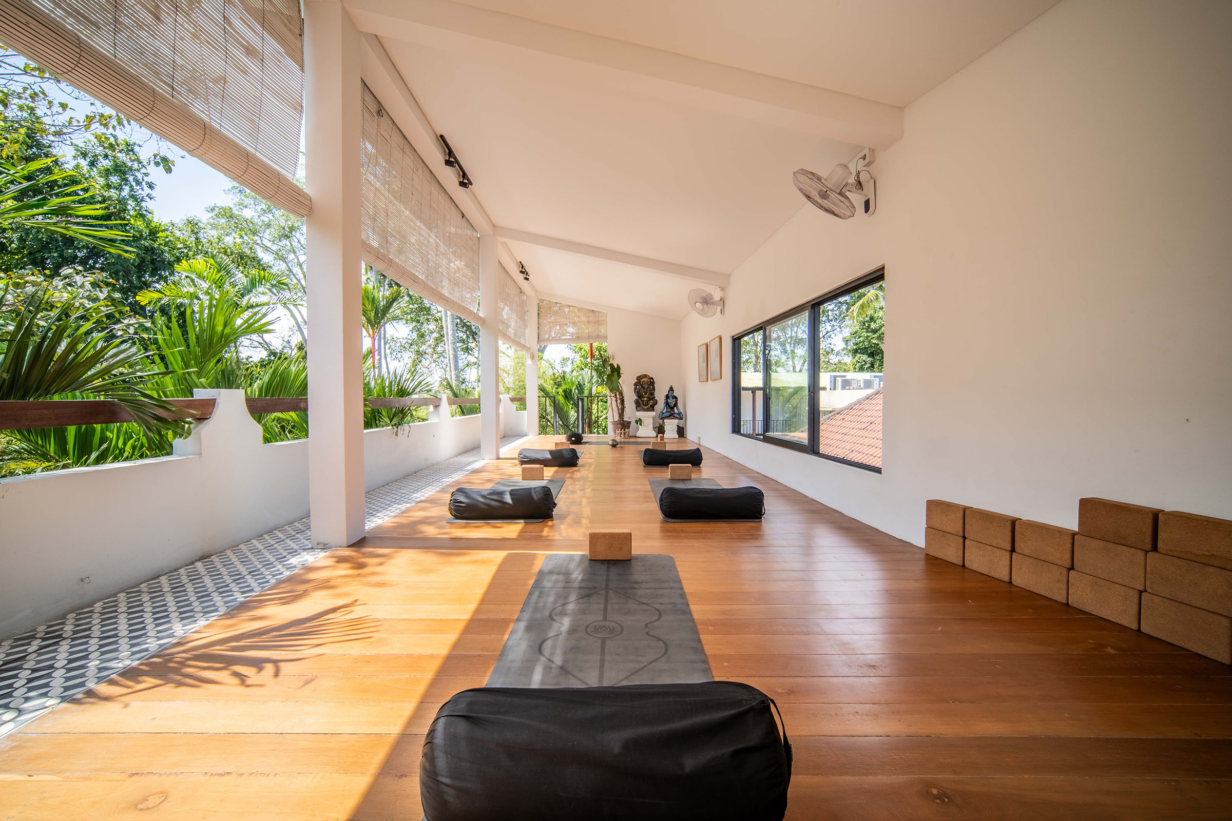 Coastal Family Haven in Seseh