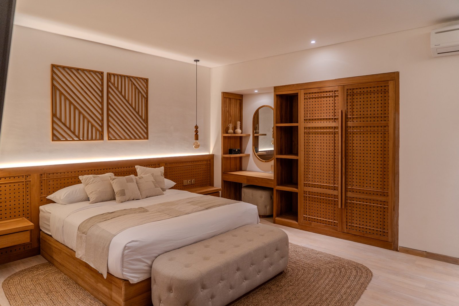 River Views Tropical Minimalist Villa in Pererenan