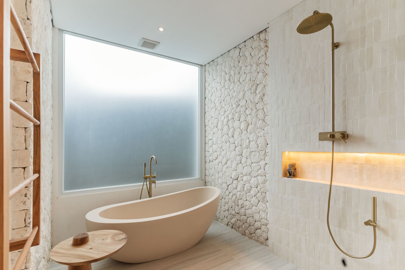 River Views Tropical Minimalist Villa in Pererenan