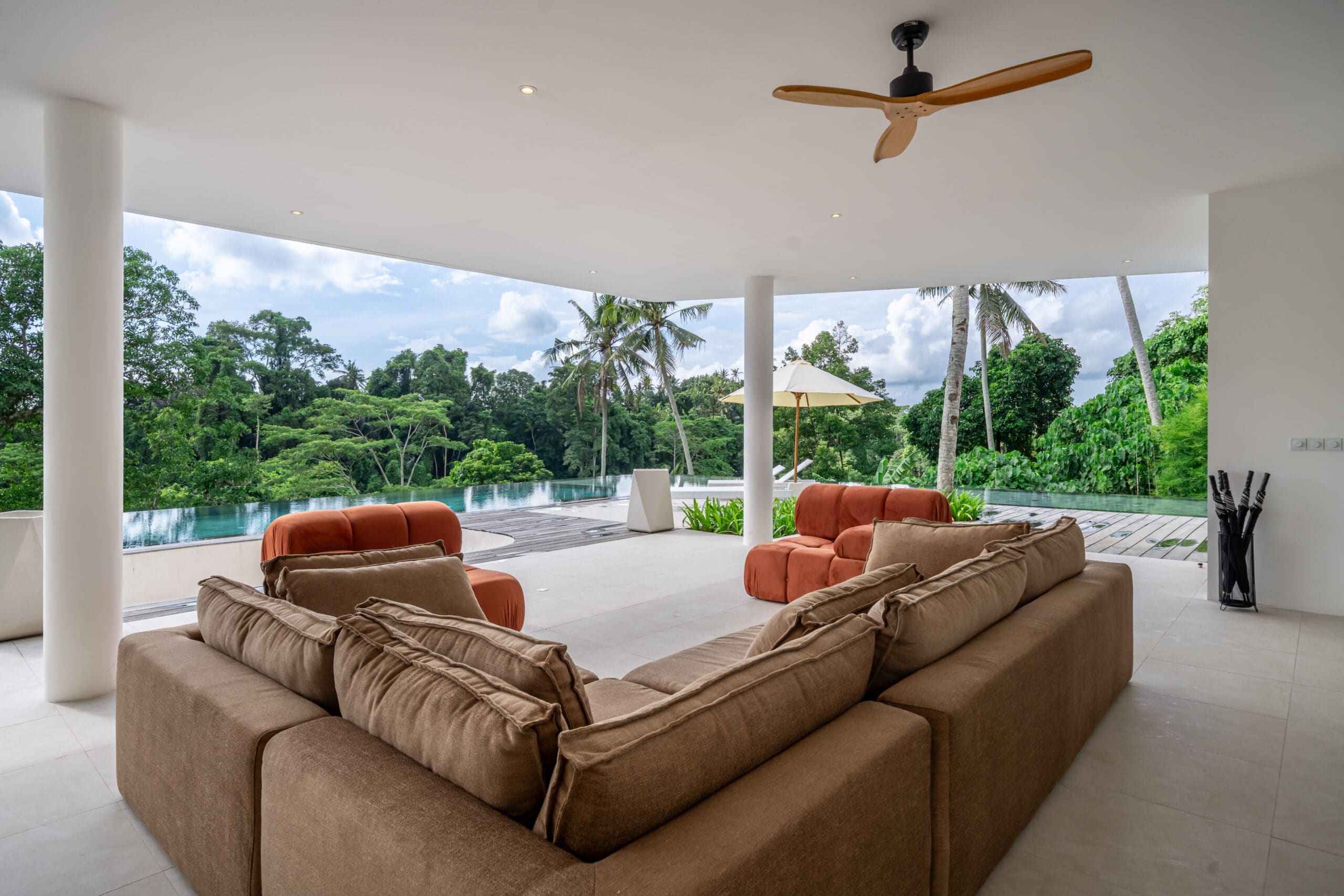 Hilltop Jungle-view Villa in Ubud