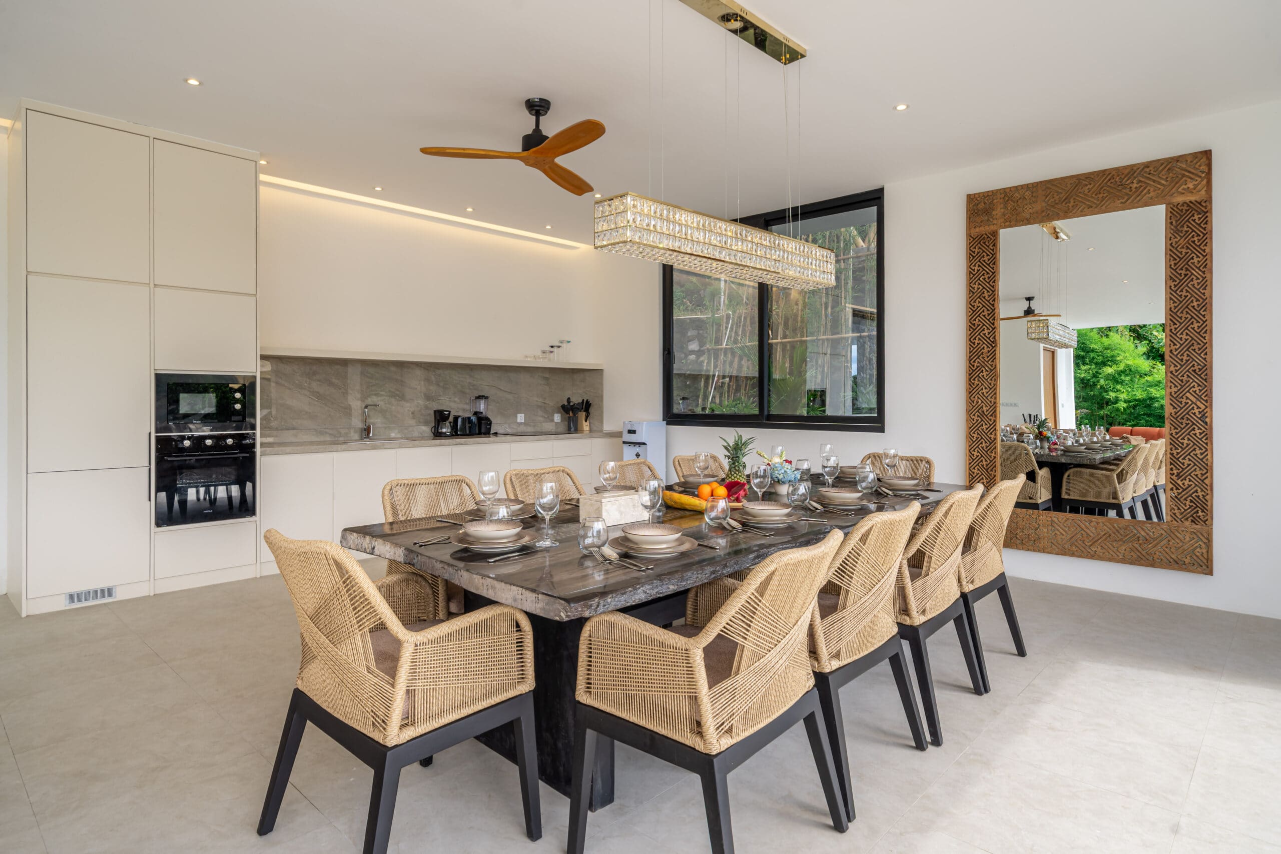 Hilltop Jungle-view Villa in Ubud